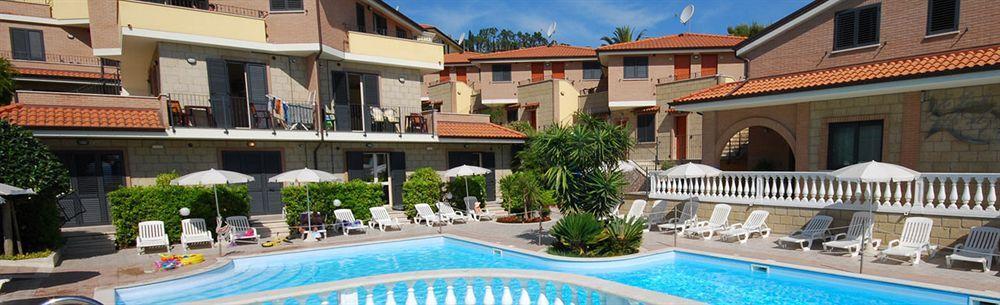 Residence Il Borgo Tortoreto Exterior photo