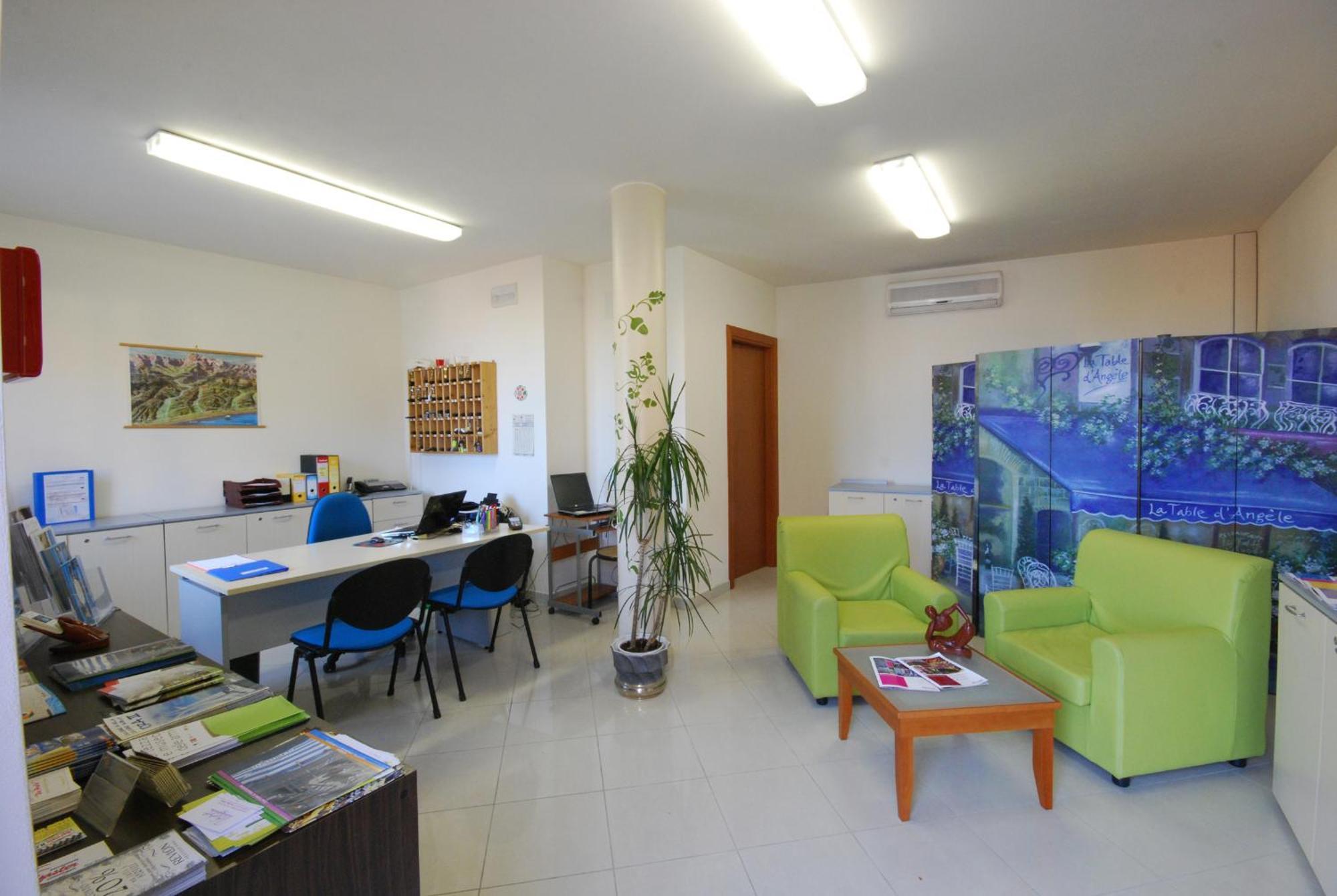 Residence Il Borgo Tortoreto Exterior photo